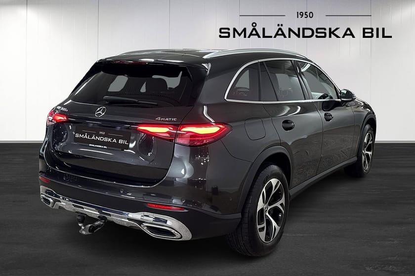 Bild 4 av Mercedes-Benz GLC 300 e 4MATIC Avantgarde Drag 313hk