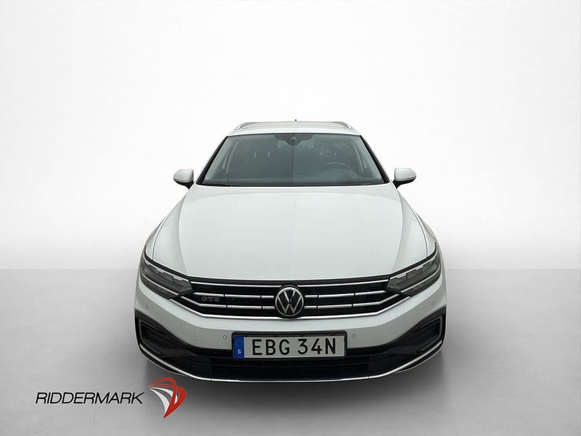 Bild 2 av Volkswagen Passat Sportscombi GTE 1.4 TSI 218hk Kamera Värmare Drag
