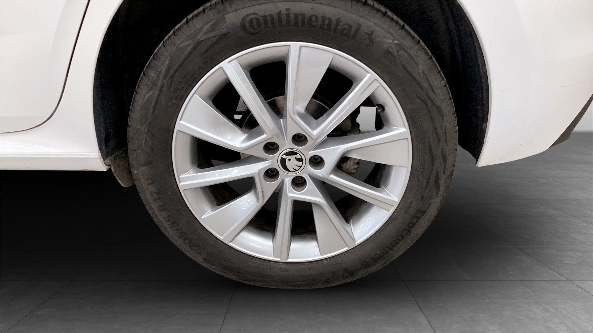 Skoda Kamiq STYLE 1,0 TSI 110 HK DSG 2023, bild 6/10