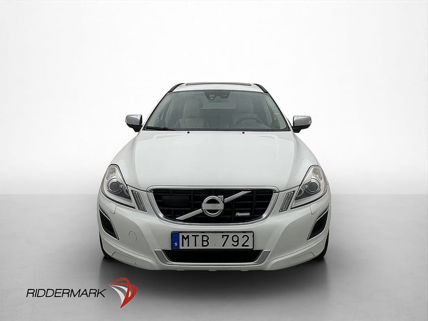 Bild 2 av Volvo XC60 D3 AWD 215hk R-Design Drag Pano Kamera D-värmare