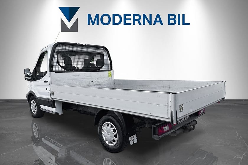 Bild 3 av Ford Transit 350 Chassi Cab 2.0 TDCi 170hk Flak Moms 3-sits Dragkrok