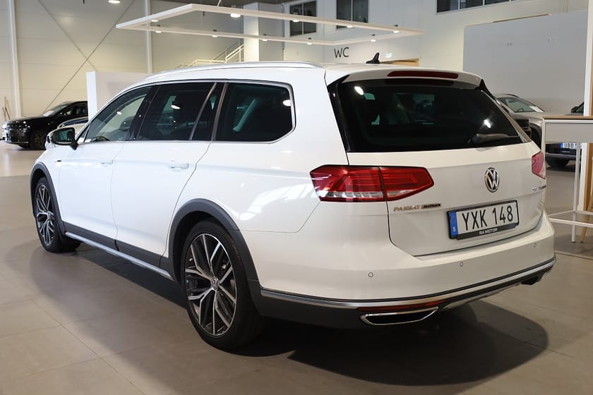 Bild 3 av Volkswagen Passat Alltrack 2.0 TDI 240HK 4M Cockpit Drag Navi Kamera
