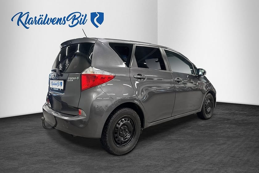 Bild 5 av Toyota Verso-S 1.33 Dual VVT-i Multidrive S (99hk) Backkamera Drag BT