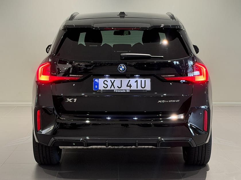 Bild 4 av BMW X1 xDrive25e 