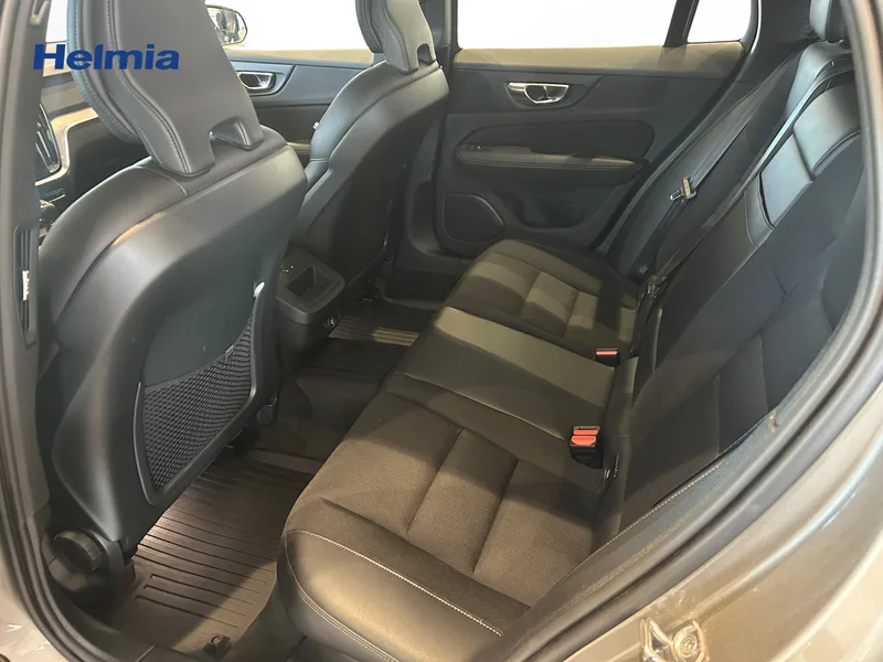 Bild 6 av 14 – Volvo V60 Cross Country D4 AWD Advanced SE II Cross Country Advanced