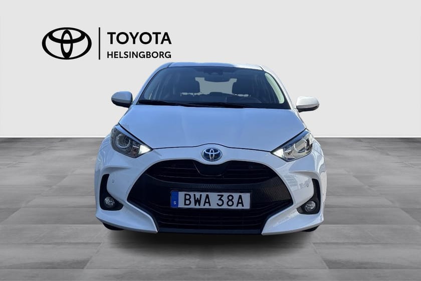Bild 2 av Toyota Yaris Hybrid 1,5 5d Active Plus