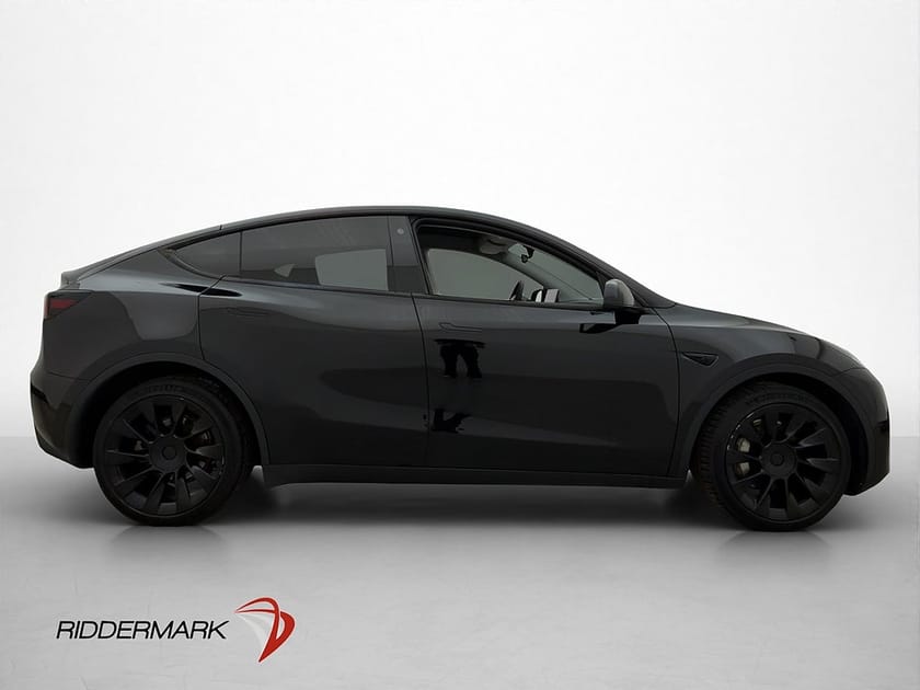 Bild 5 av Tesla Model Y Long Range AWD Drag En-Brukare Värmare