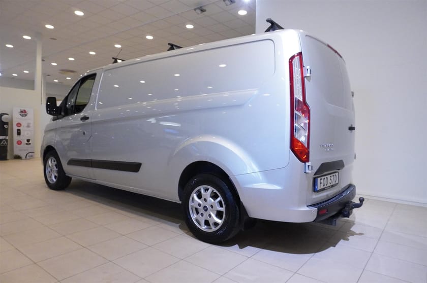 Bild 5 av Ford Transit Custom 300 2,0 Ecoblue Selectshift 130 hk Leasbar 3-Sits Dragkrok