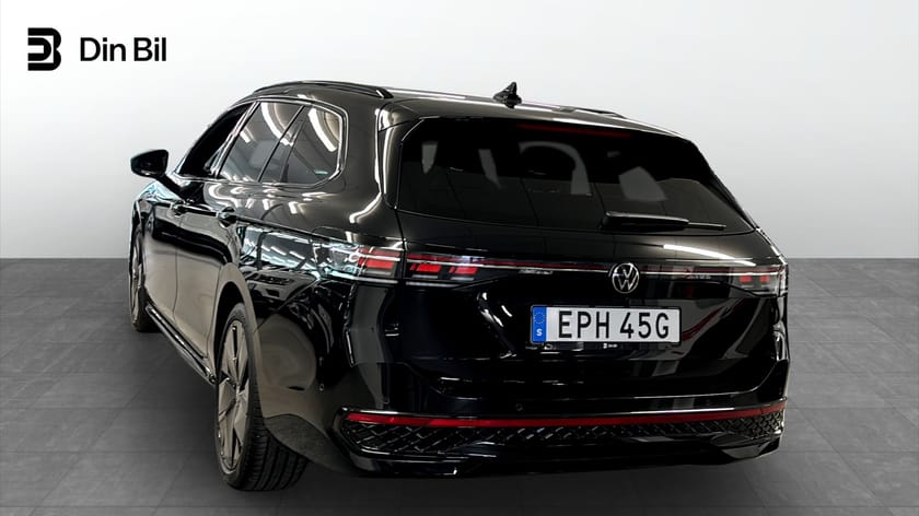 Bild 3 av Volkswagen Passat Variant eHybrid 1.5 TSI 272HK R-Line / Pano & Travel assis