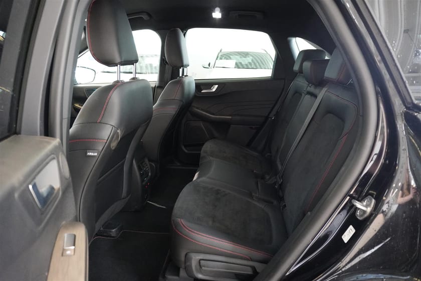 Bild 4 av Ford Kuga Plug-In Hybrid ST-Line E-Cvt, 225hk, 2022 Drag