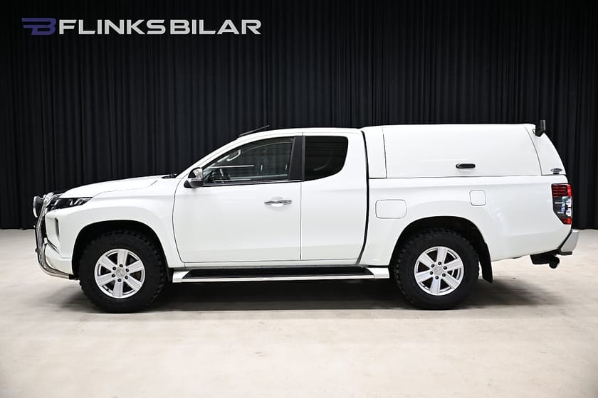 Bild 2 av Mitsubishi L200 Club Cab 2.2 Di-D 4WD 150HK Kåpa|Drag|Värmare|EnÄgare|Leasbar