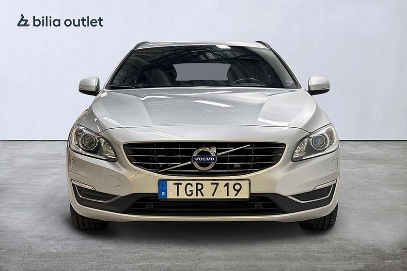 Bild 3 av Volvo V60 D4 aut Classic Momentum 190hk Navi Drag P-värm PDC MOMS