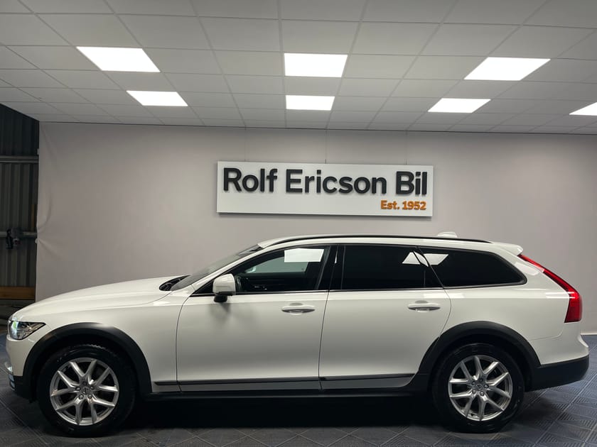 Bild 2 av Volvo V90 Cross Country D4 AWD Business