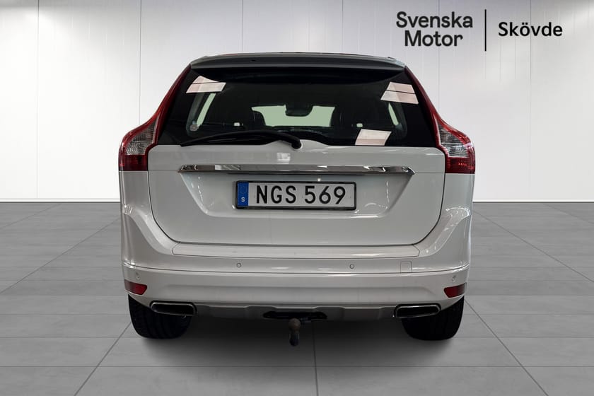 Bild 5 av Volvo XC60 Summum | 2017 | 16 388 mil | Dragkrok | On Call | 20" Originalfälgar