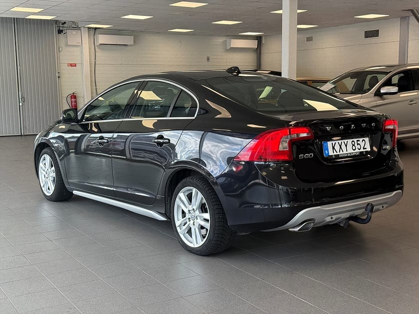 Bild 4 av Volvo S60 DRIVe 115hk Backkamera Dragkrok Värmare