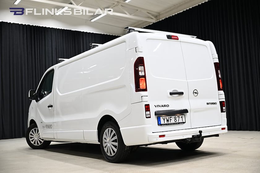 Bild 4 av Opel Vivaro Skåpbil CDTI 125HK L2 Nedlackad|Drag|Värmare|GPS|Backkamera