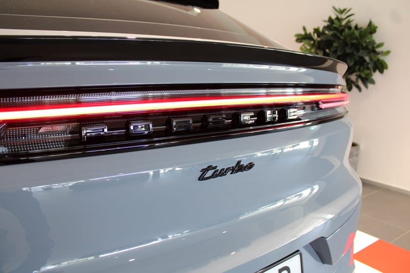 Bild 3 av Porsche Cayenne Turbo E-Hybrid Coupé 