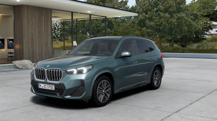 Bild 1 av BMW X1 xDrive25e M Sport Business Ed Drag Travel HUD H K DA