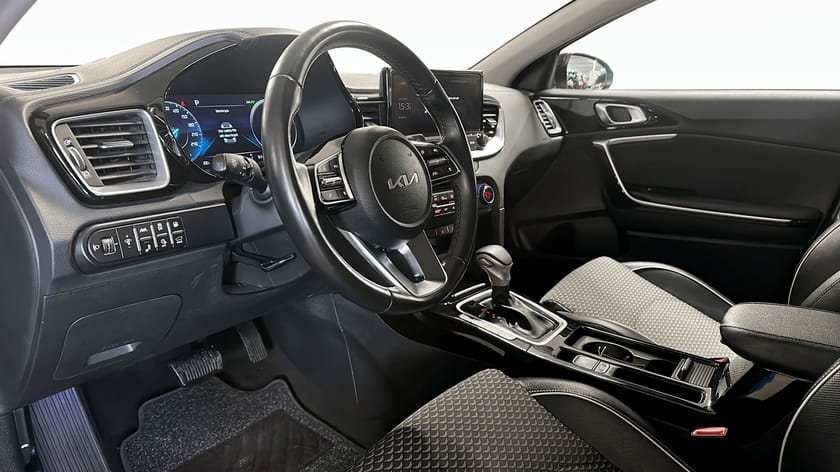 Bild 4 av Kia XCeed Plug-in Hybrid ADVANCE 141 Hk Backkamera