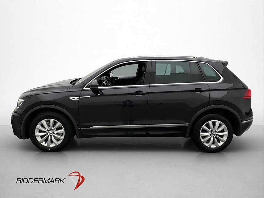 Bild 4 av Volkswagen Tiguan 4M R-Line Cockpit Pano D-Värmare Skinn
