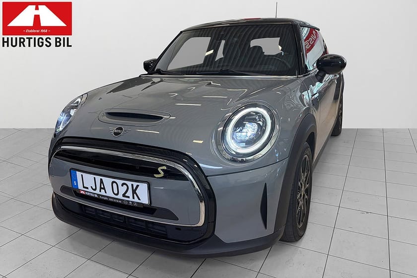 Bild 2 av MINI Cooper SE Connected Driving Assistant