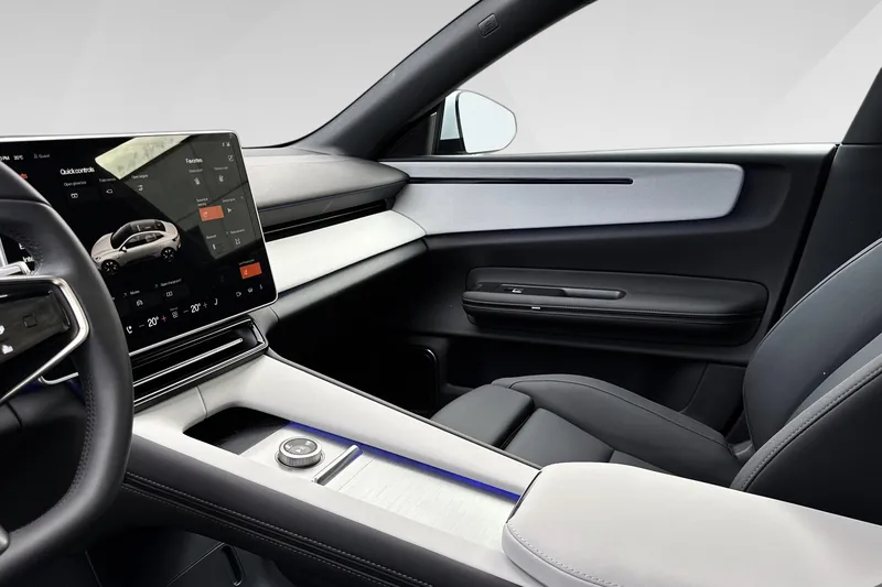 Polestar 4 Long Range Dual motor bilde 10