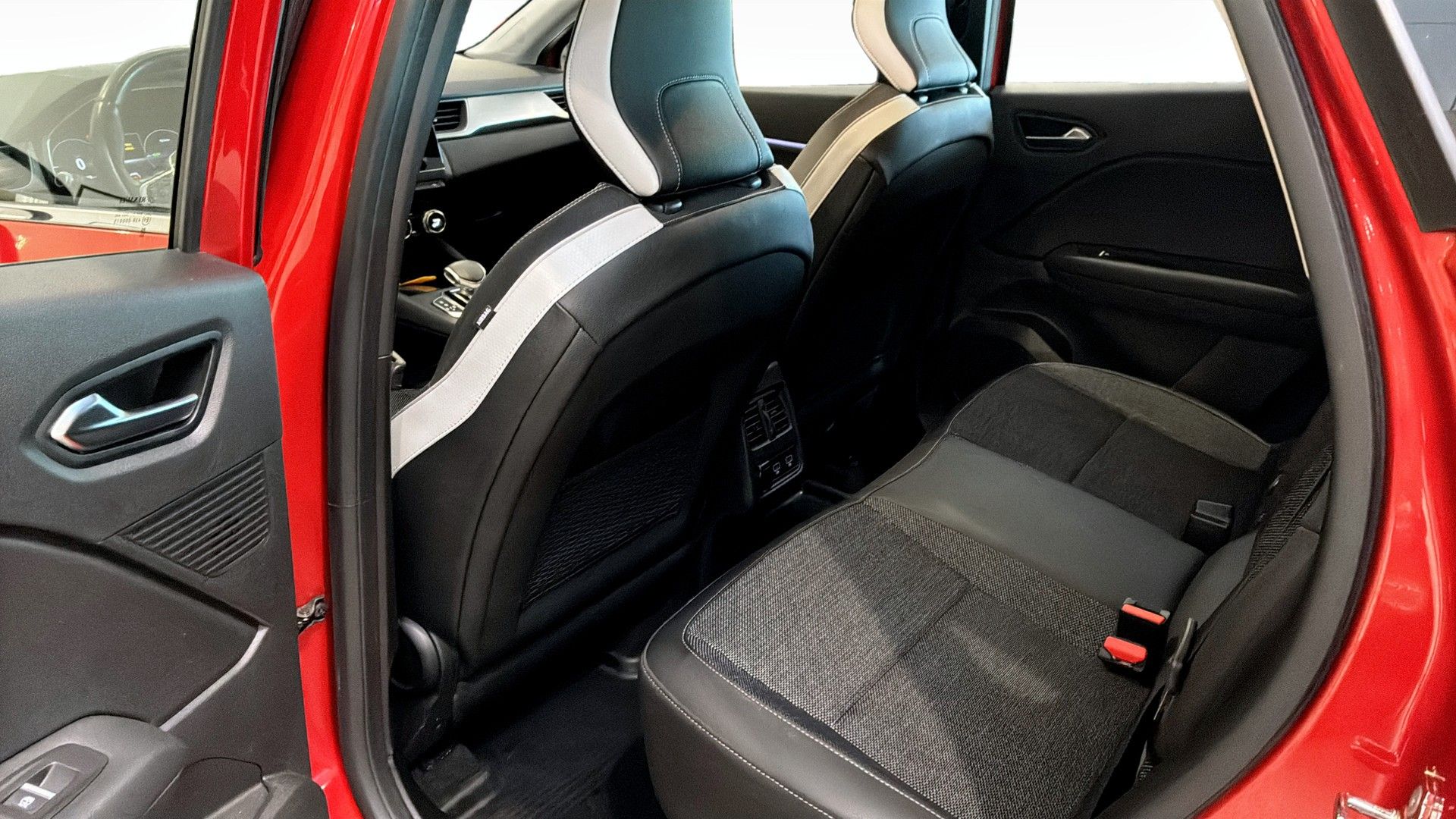 Renault Captur E-TECH Plugin-Hybrid 160 2021, bild 7/10