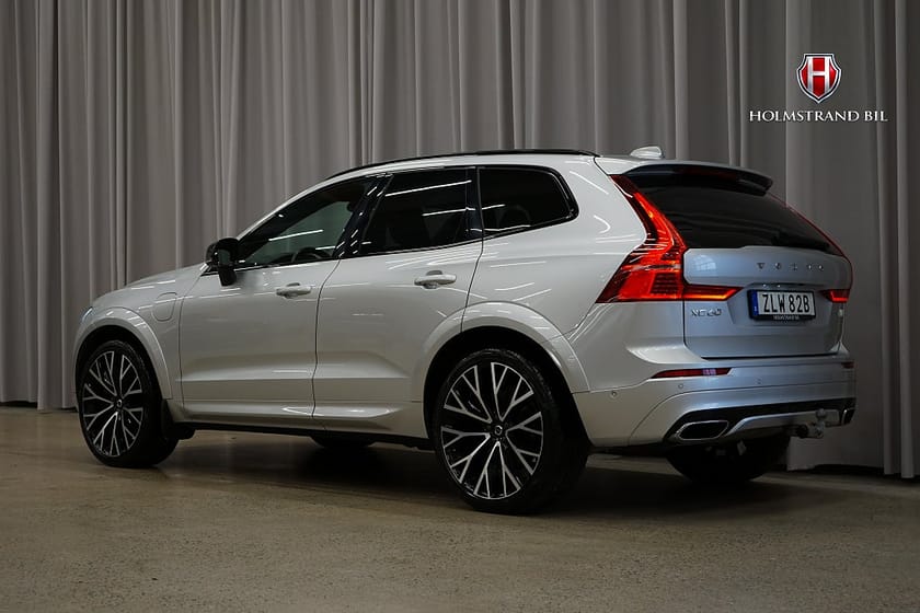 Bild 5 av Volvo XC60 Recharge T6 AWD R-Design Drag Pano H/K 22" HUD 360