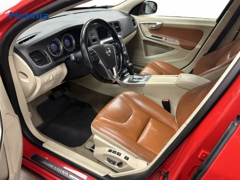 Bild 8 av 9 – Volvo V60 D3 S/S Summum automat