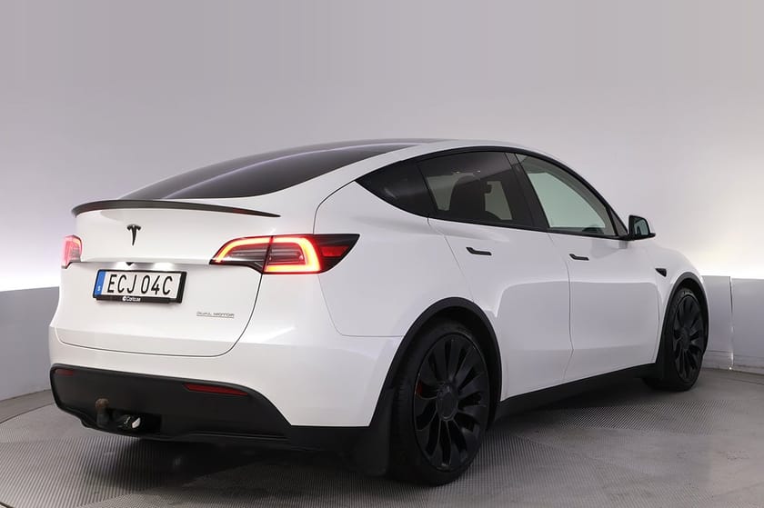Bild 5 av Tesla Model Y Performance Autopilot Panorama Drag