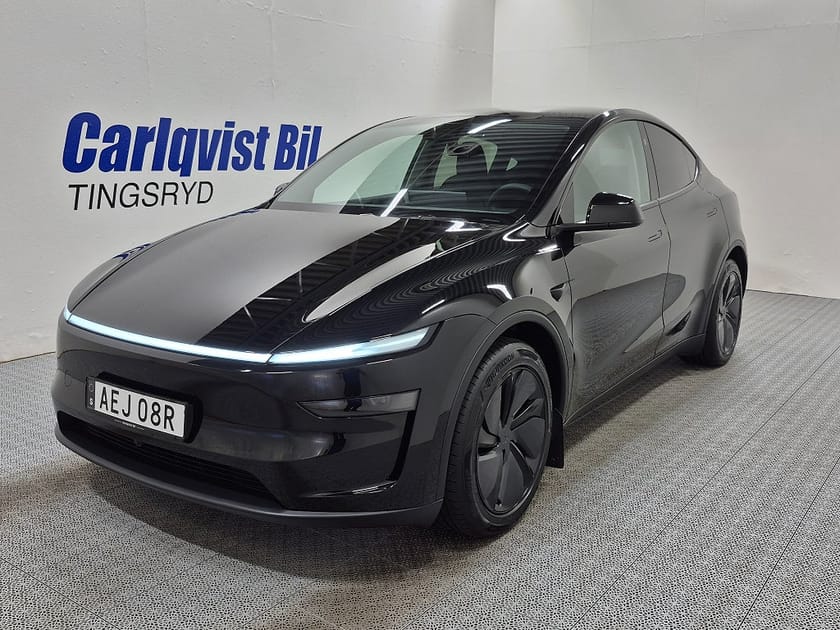 Bild 1 av Tesla Model Y Long Range AWD 514HK 4x4 Panorama Läder