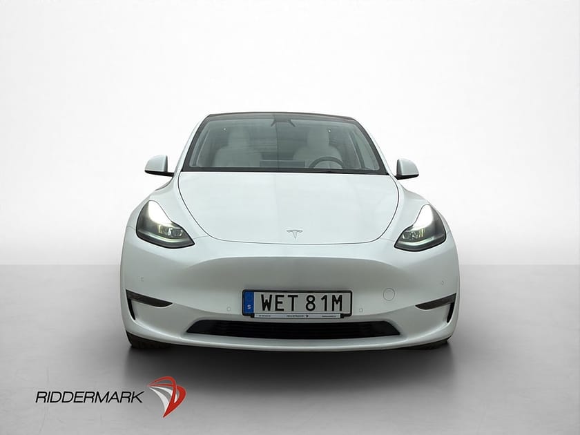 Bild 3 av Tesla Model Y Long Range AWD Ljus interiör Drag Värmepump
