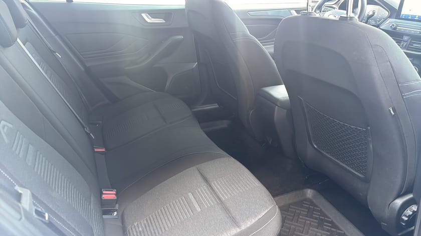 Bild 5 av Ford Focus Active Kombi 1,0T EcoBoost 125hk DRAGKROK