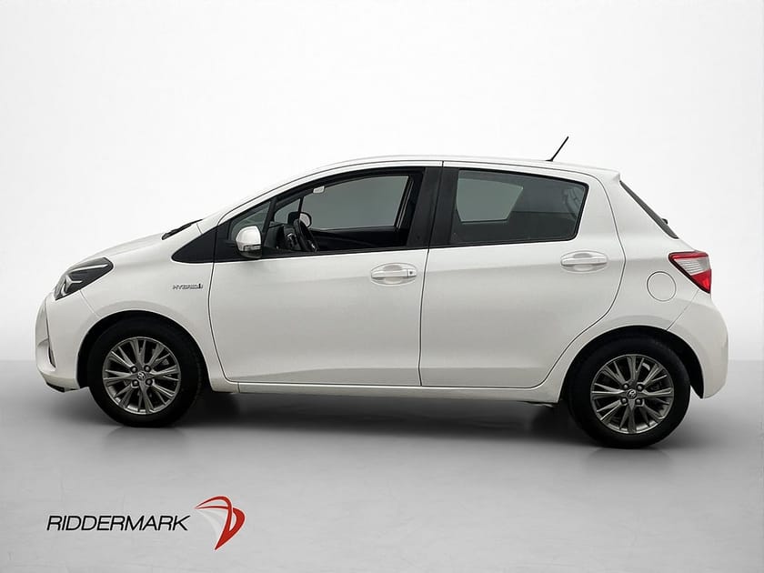 Bild 2 av Toyota Yaris Hybrid 101hk Active Backkamera 0,37l/mil