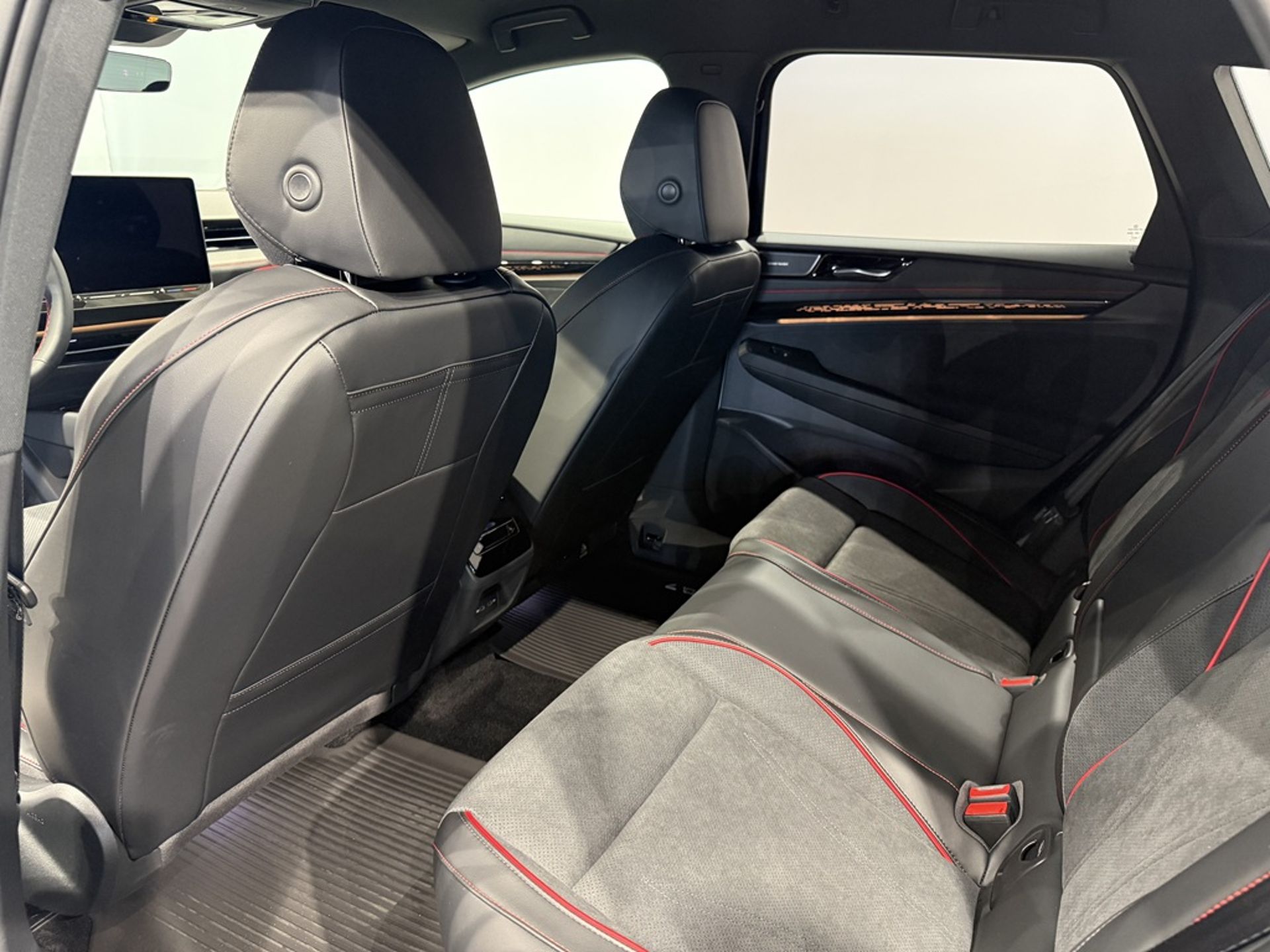 Volkswagen ID.7 GTX Tourer 2027, bild 7/10