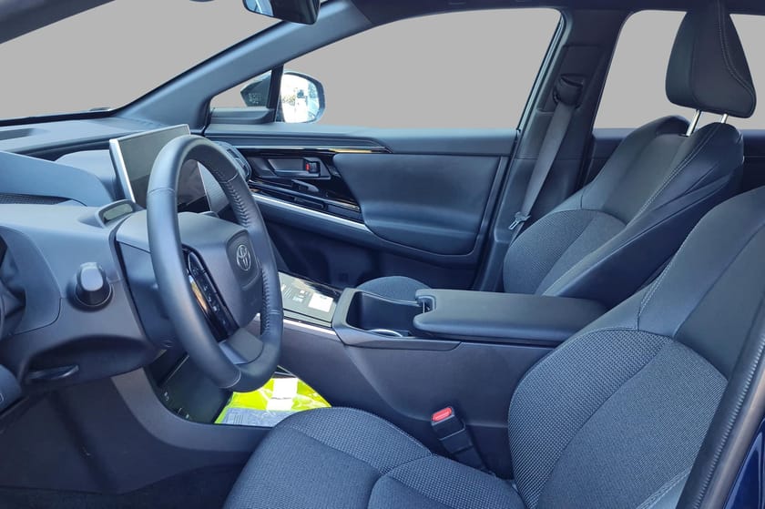 Bilde 4 av Toyota bZ4X AWD Active Tech - LED - Adaptiv cruise - Kamera +++