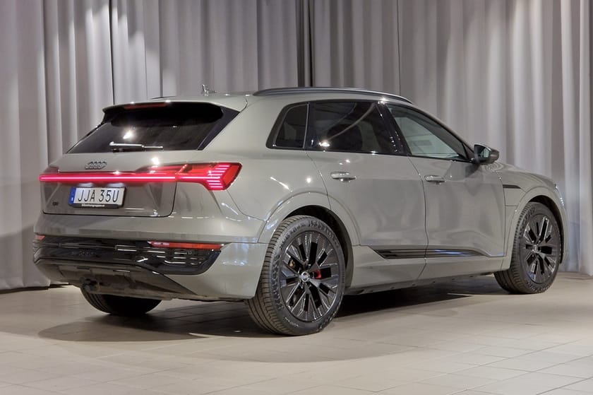 Bild 5 av Audi Q8 55 e-tron quattro | B&O | Pano | 360 vy | Matrix |