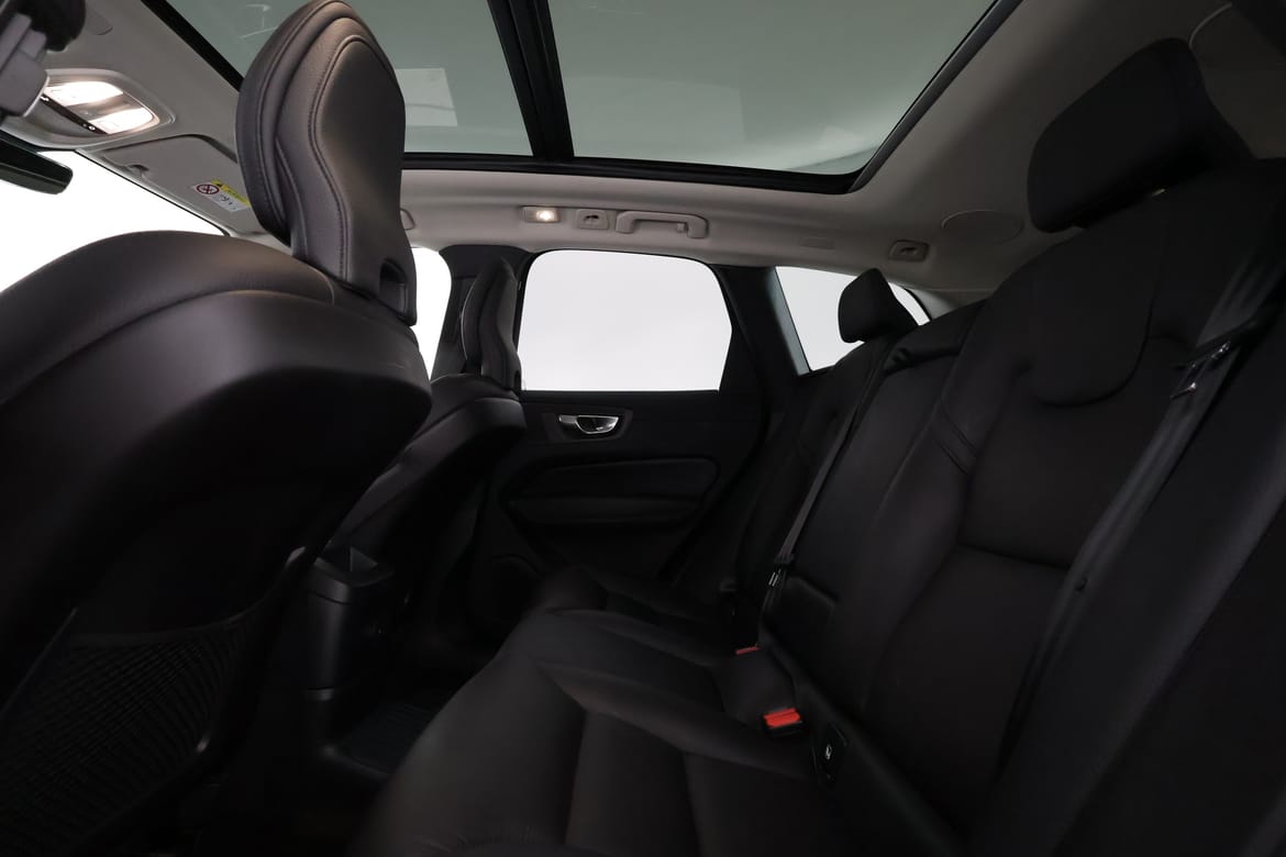 Volvo XC60 2023 - miniatyr 11