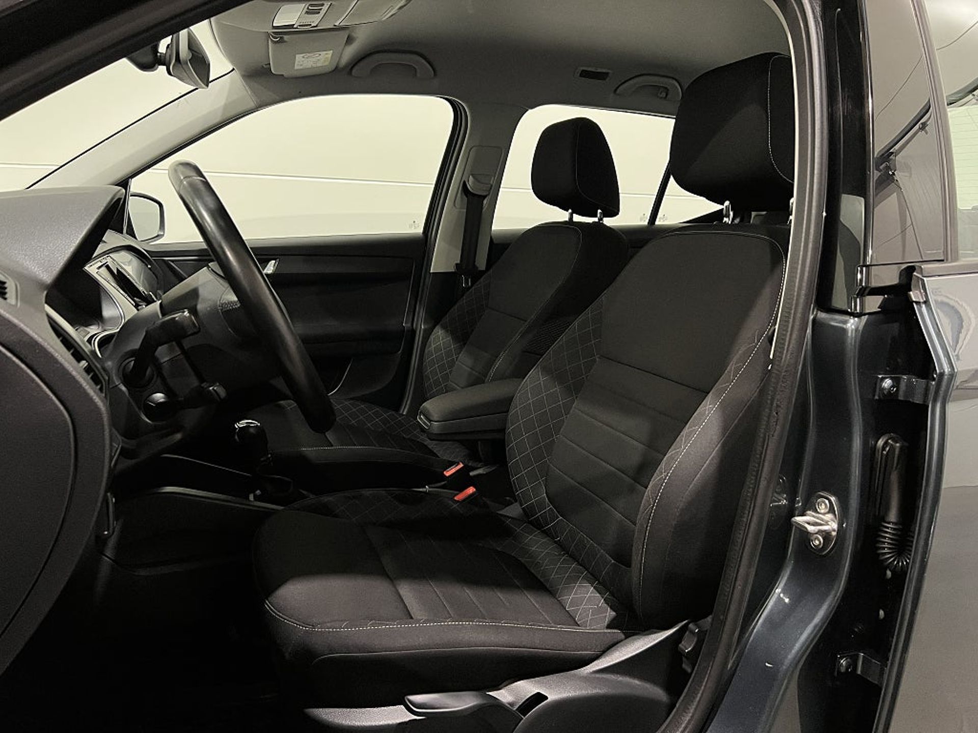 Skoda Fabia 2017, kuva 7/10