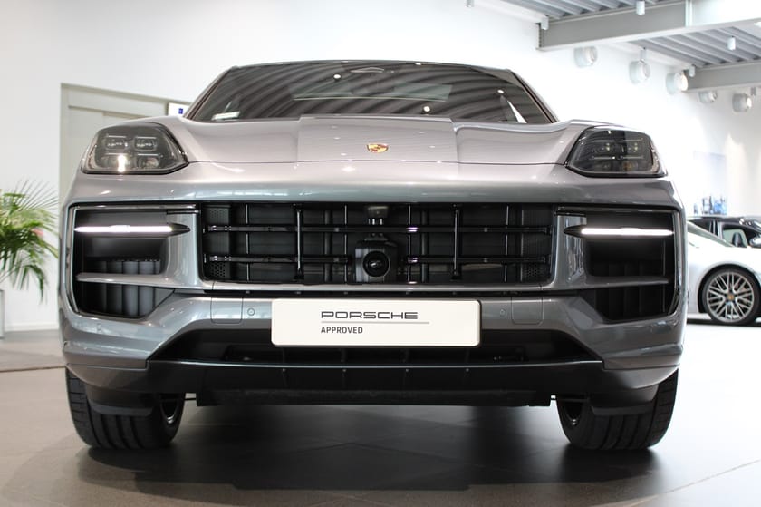 Bild 5 av Porsche Cayenne S E-Hybrid Coupé Black Edition