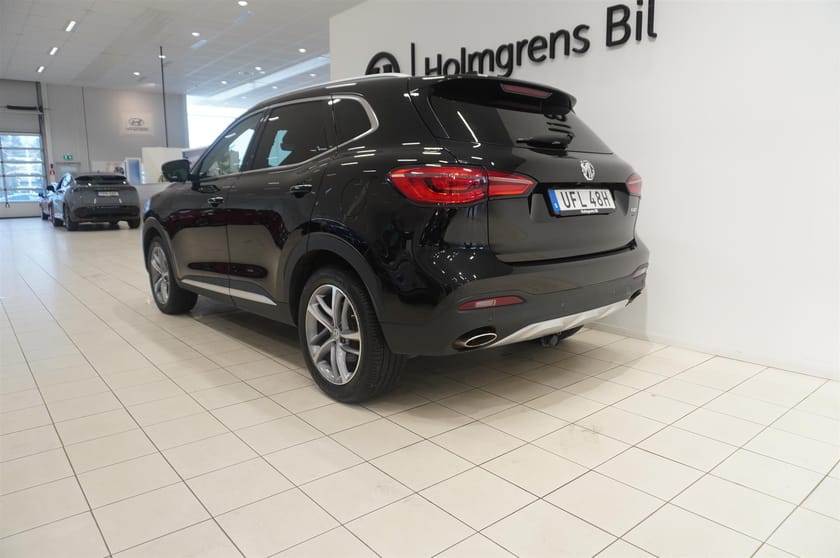 Bild 5 av MG EHS PHEV Luxury Pebble Black