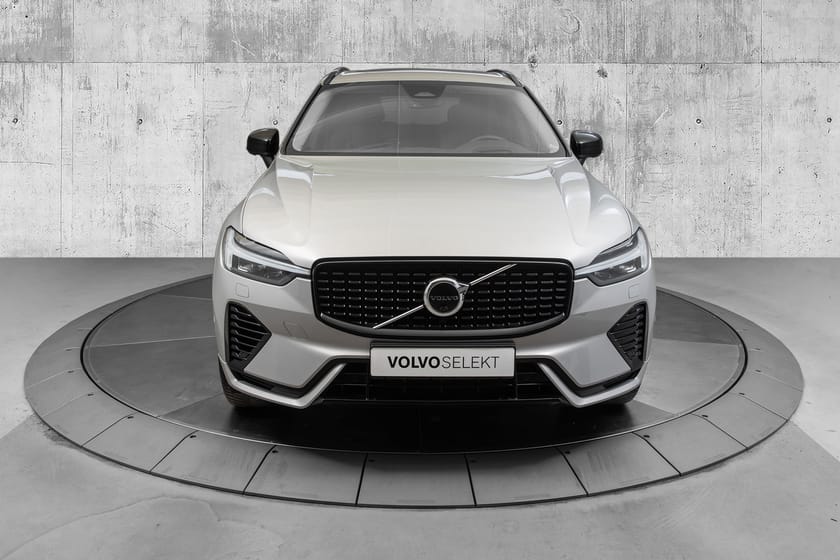 Bilde 4 av Volvo XC60 T8II Ultimate Dark H&K/HUD/360/Hengerfeste