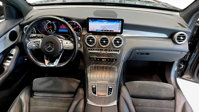Bild 4 av Mercedes-Benz GLC 300 de 4MATIC | AMG | Kamera | Drag | 306hk