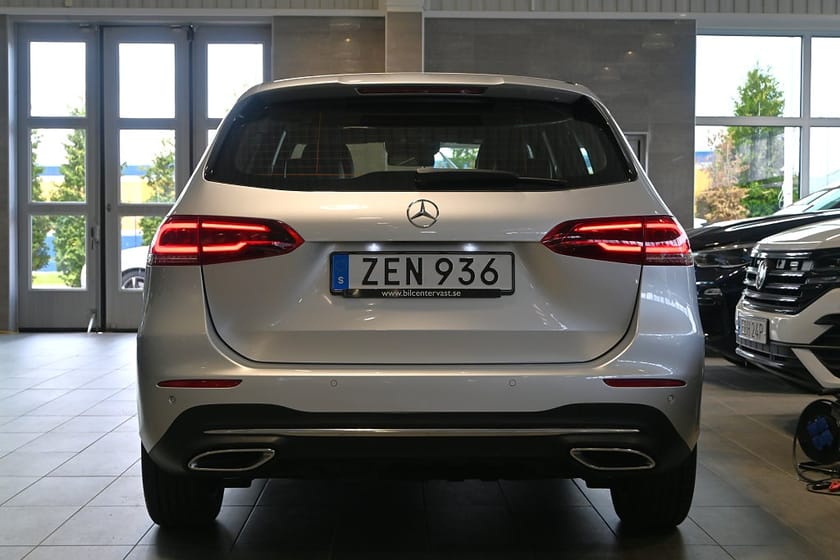 Bild 4 av Mercedes-Benz B 250 e 218hk 1 ägare Drag Widescreen Kamera