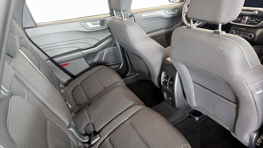 Bild 5 av Ford Kuga Plug-In Hybrid Titanium E-CVT, 225hk