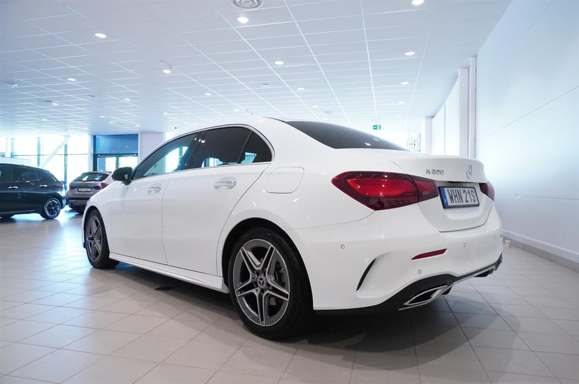 Bild 4 av Mercedes-Benz A 200 Sedan AMG Line Advanced Plus 163hk