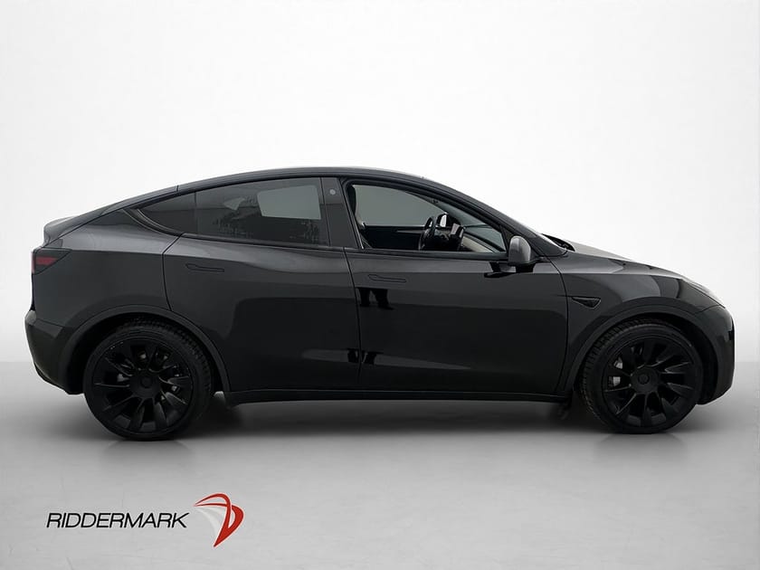Bild 5 av Tesla Model Y Long Range AWD MOMS Autopilot Pano 360°