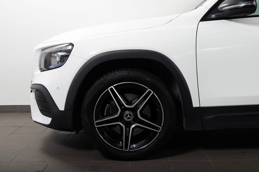 Bild 4 av Mercedes-Benz GLB 200 d 8G-DCT 150hk AMG 19"/Drag/Navi/Bkamera