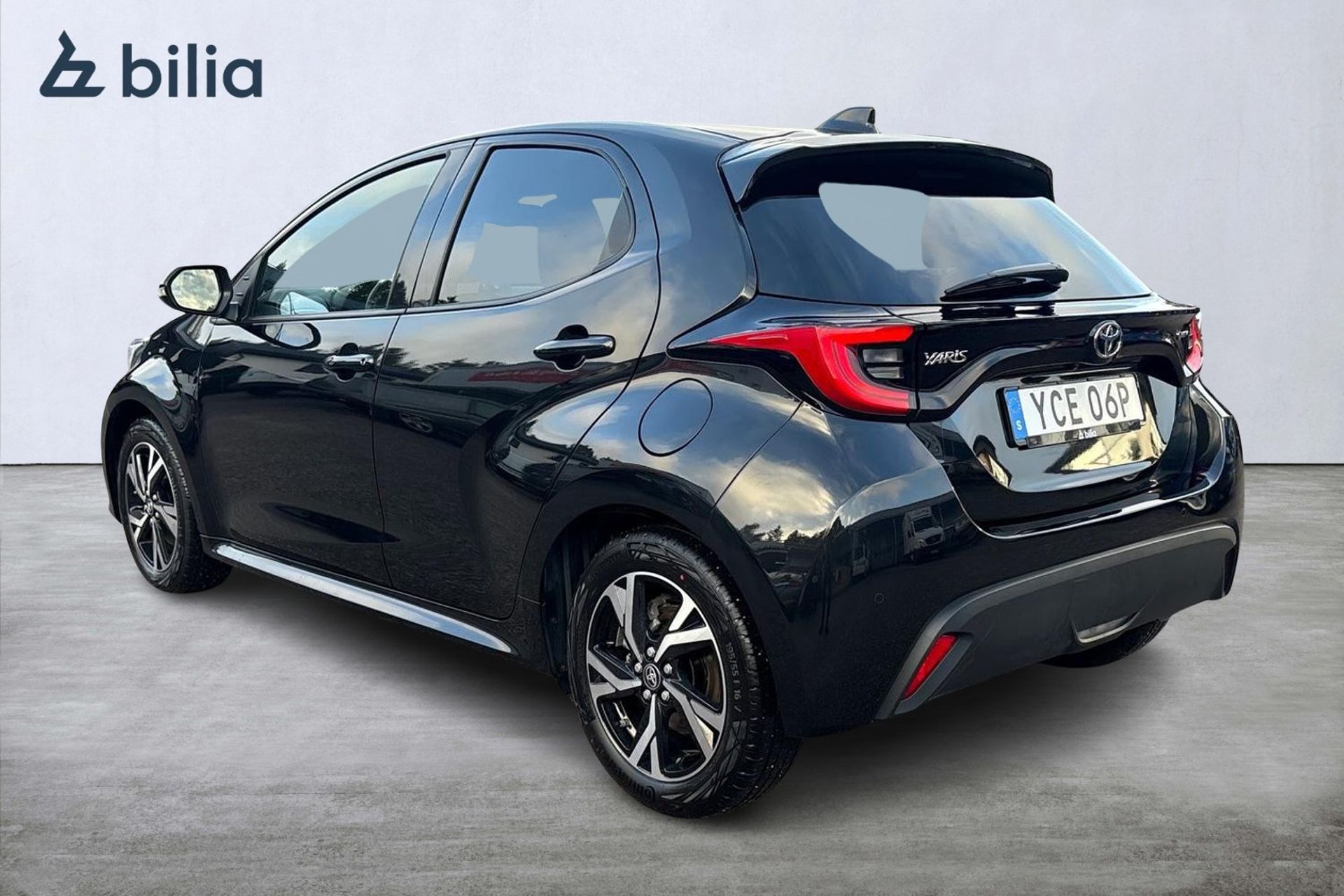 Toyota Yaris 2024, bild 2/10