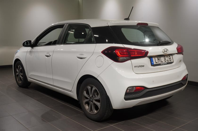 Bild 2 av Hyundai i20 1.2 Trend 84hk B-Kamera CarPlay Rattvärme